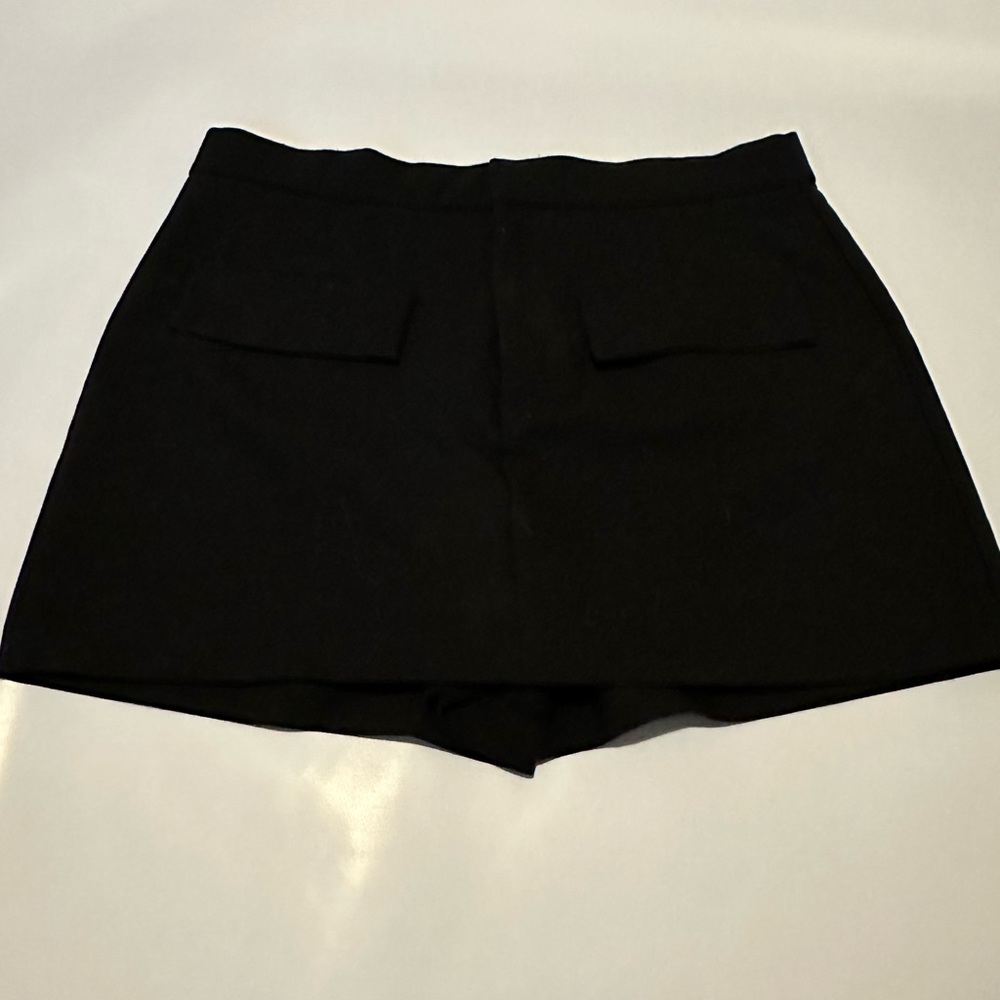 Zara skort.